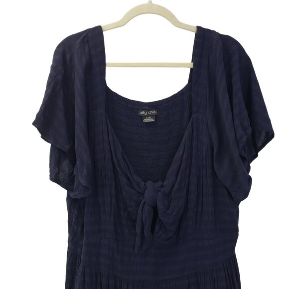 City Chic Seersucker Textured Maxi Dress Size 20 - Picture 4 of 8